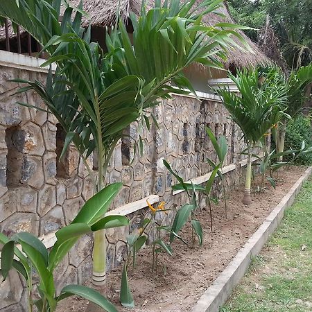 Bird Of Paradise Bungalows Kep Buitenkant foto