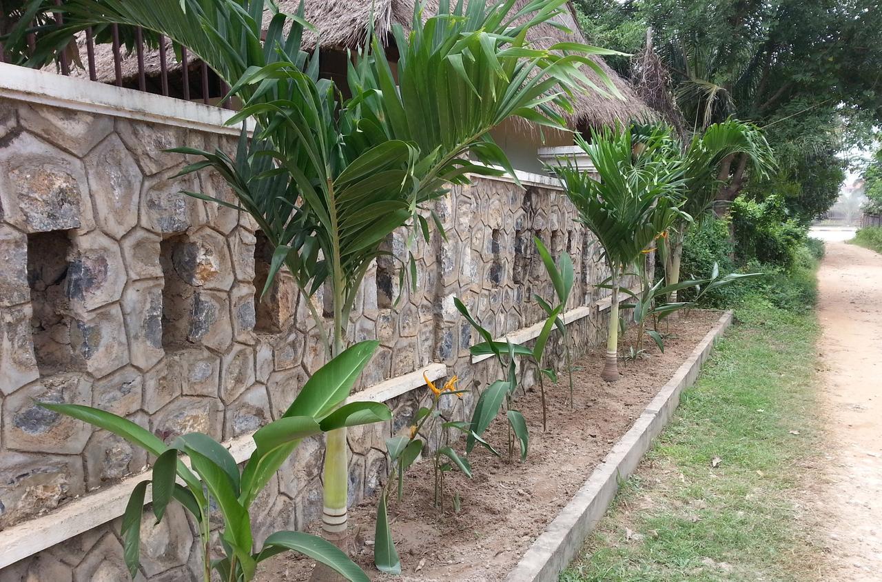 Bird Of Paradise Bungalows Kep Buitenkant foto